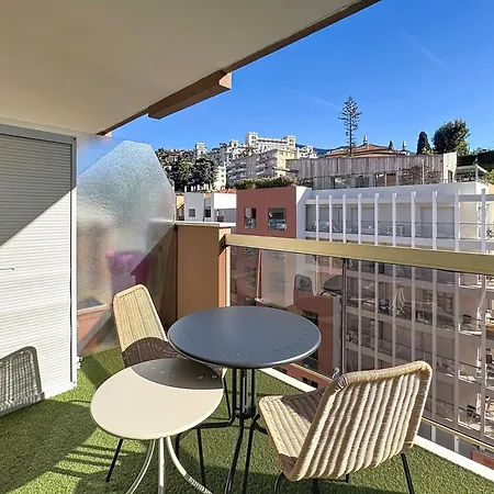 Apartament Hello *