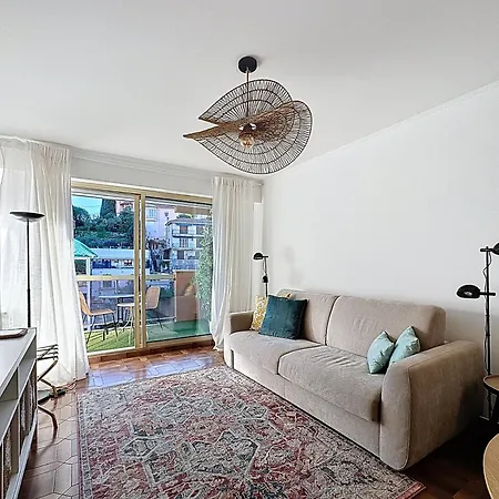 Apartament Hello *